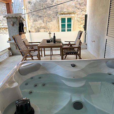 Luxury Old Town Rab Studio Apartments Rab Town Exterior foto