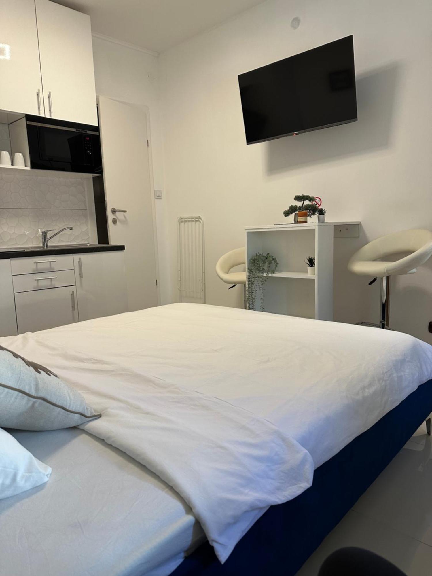 Luxury Old Town Rab Studio Apartments Rab Town Exterior foto